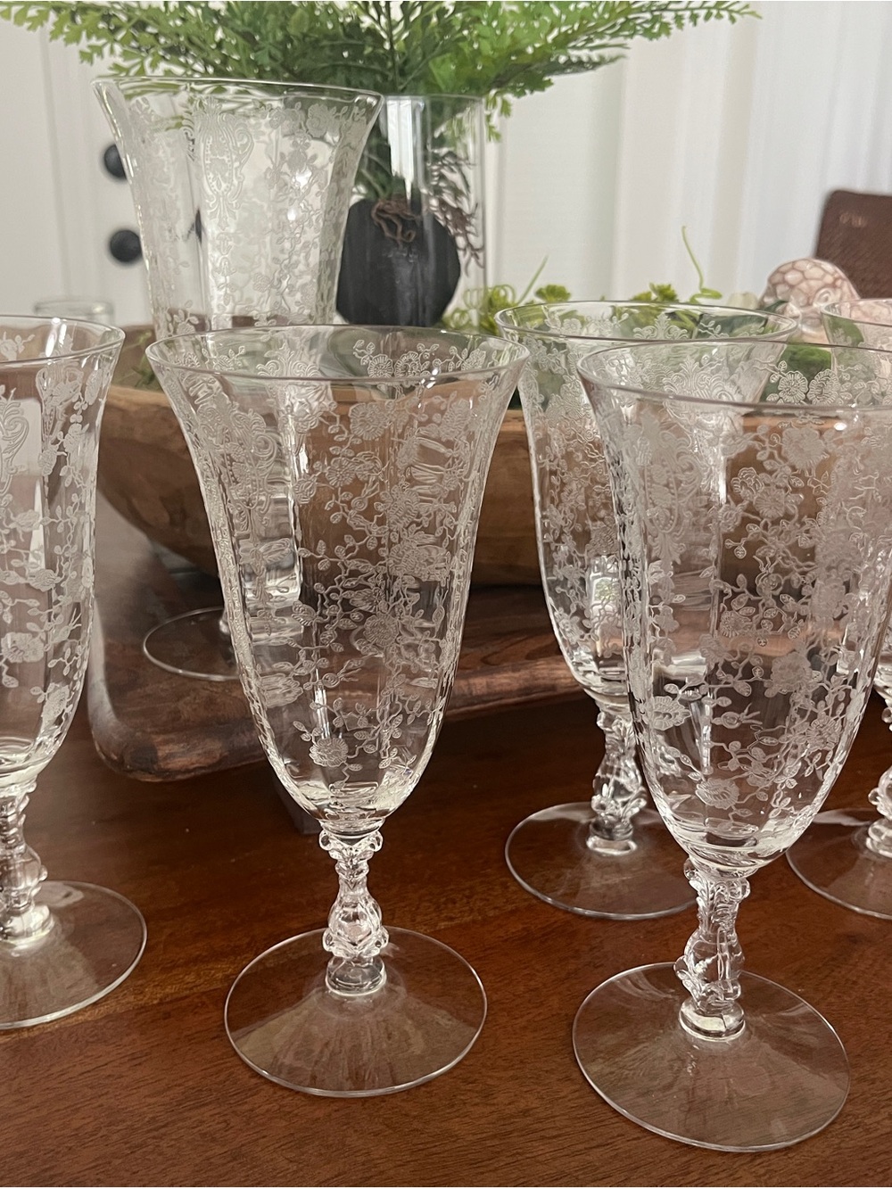 Vintage 1940s Rose Point CambridgeFooted Glasses set of 6 - Picture 2 of 4